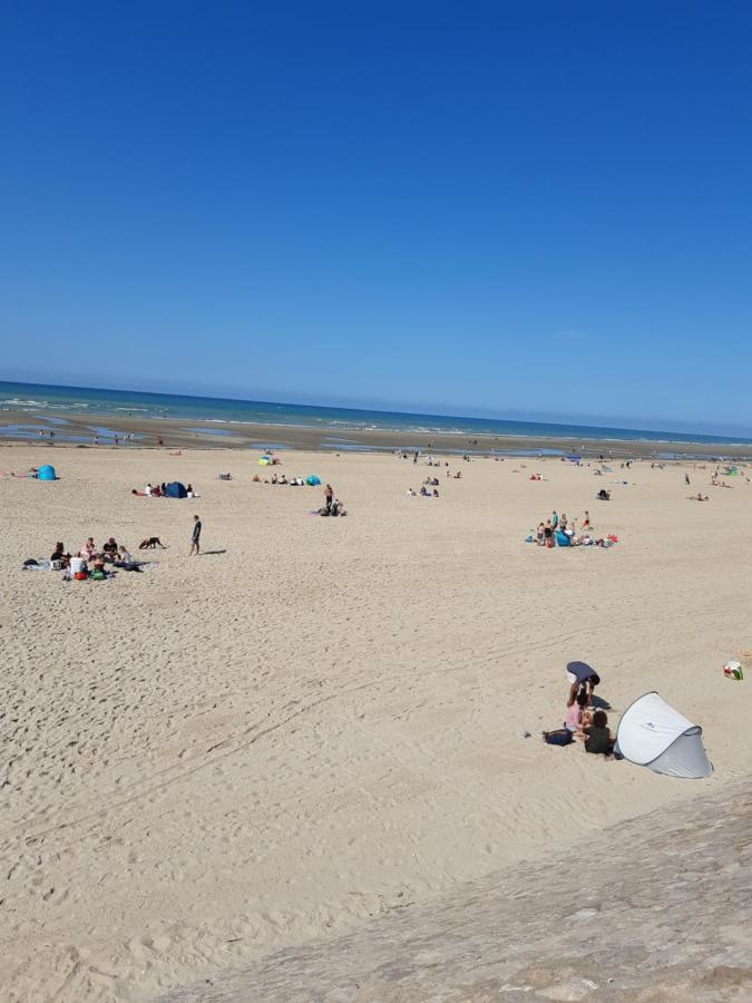 Les Obiones, Vue Laterale Mer, Fort Mahon Plage, Magnifique Studio Cabine 4P, Avec Balcon , Parking Prive Gratuit, Wifi, Classe 2 Etoiles, Exposition Plein Sud En Baie De Somme Екстер'єр фото