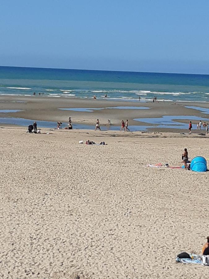 Les Obiones, Vue Laterale Mer, Fort Mahon Plage, Magnifique Studio Cabine 4P, Avec Balcon , Parking Prive Gratuit, Wifi, Classe 2 Etoiles, Exposition Plein Sud En Baie De Somme Екстер'єр фото