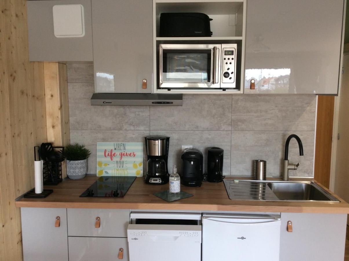 Les Obiones, Vue Laterale Mer, Fort Mahon Plage, Magnifique Studio Cabine 4P, Avec Balcon , Parking Prive Gratuit, Wifi, Classe 2 Etoiles, Exposition Plein Sud En Baie De Somme Екстер'єр фото